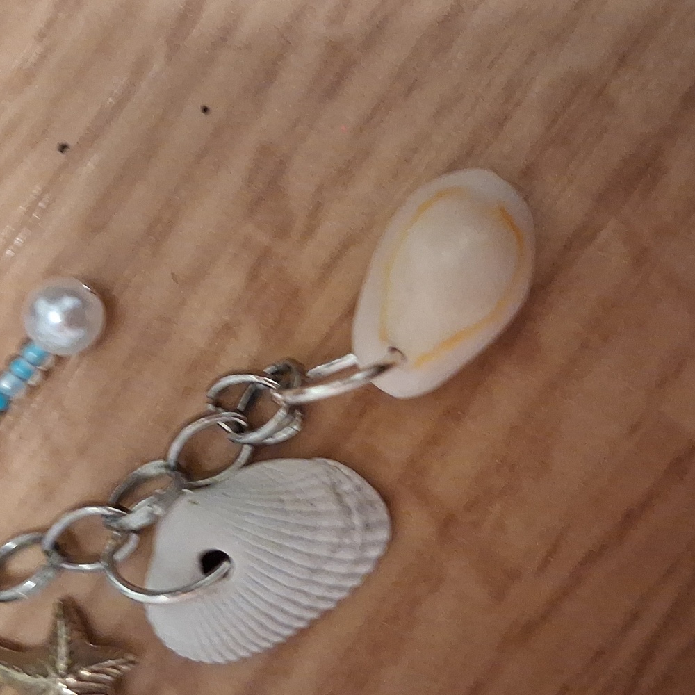 Handmade Ocean Theamed Keychain With A Shell From Ocean - Picture 2 of 4